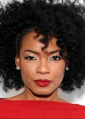 Aunjanue Ellis-Taylor